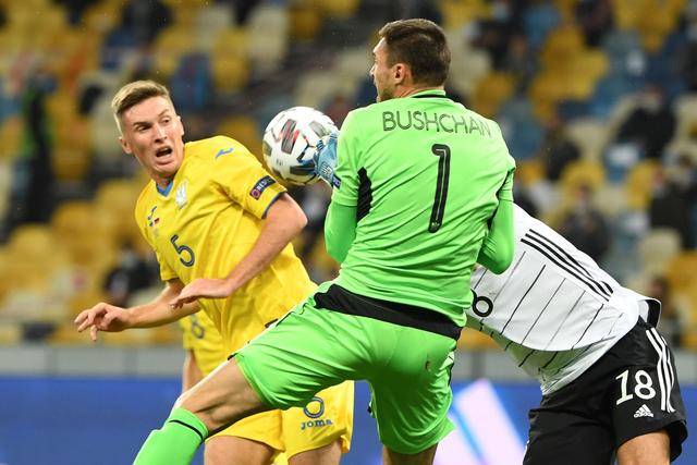 奇才逆转黄蜂终结16连败 鹈鹕力克76人3连胜